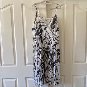 NiNE WEST Elegant Black and White Women's Dress. Size XXL